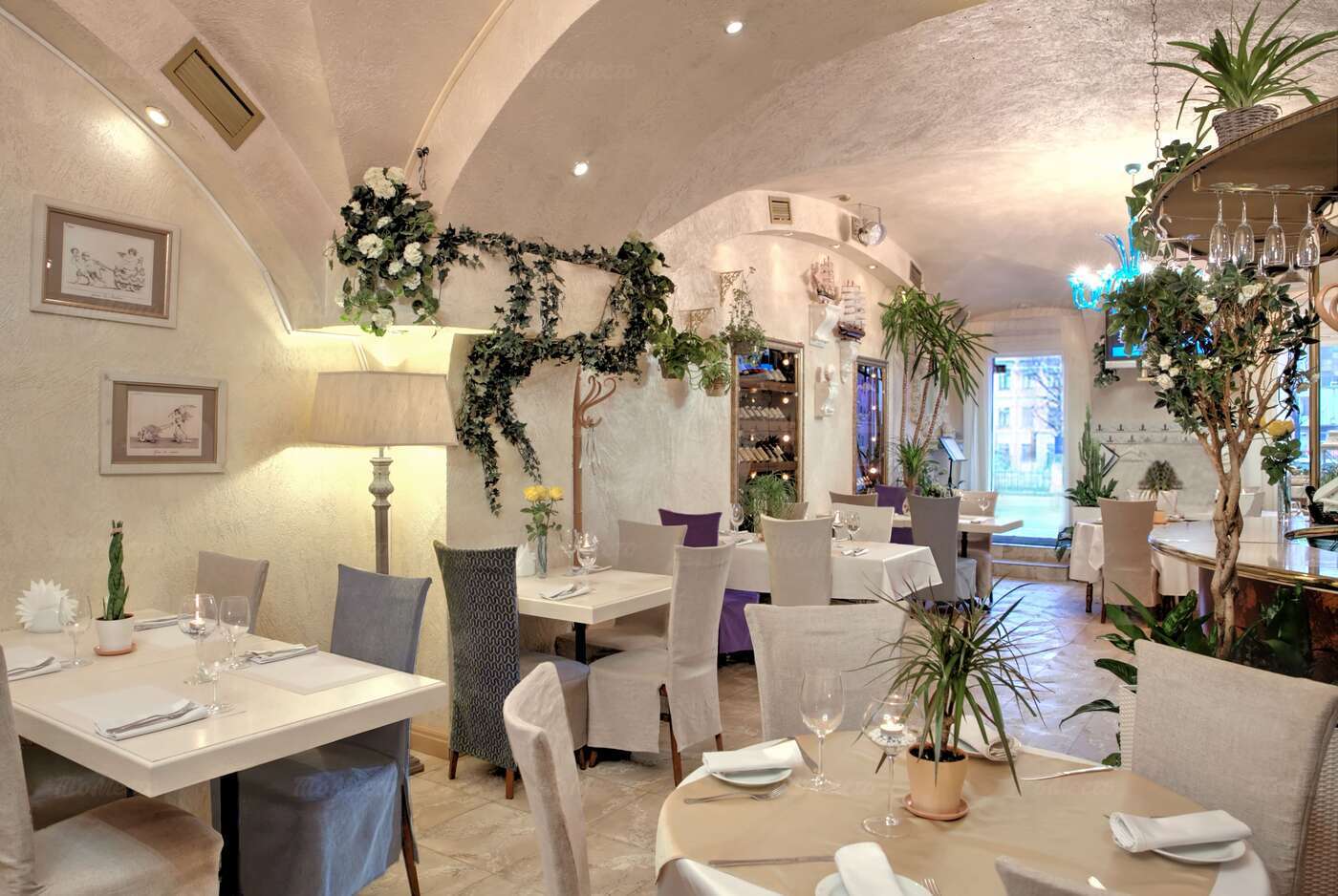 Ресторан Палермо (Palermo) на набережной реки Фонтанки