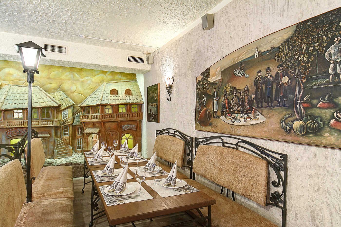 Ресторан Пиросмани (Pirosmani) на Большом проспекте П.С. фото 12