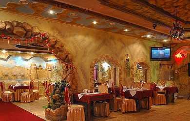 Ресторан Долина на бульваре Красных Зорь