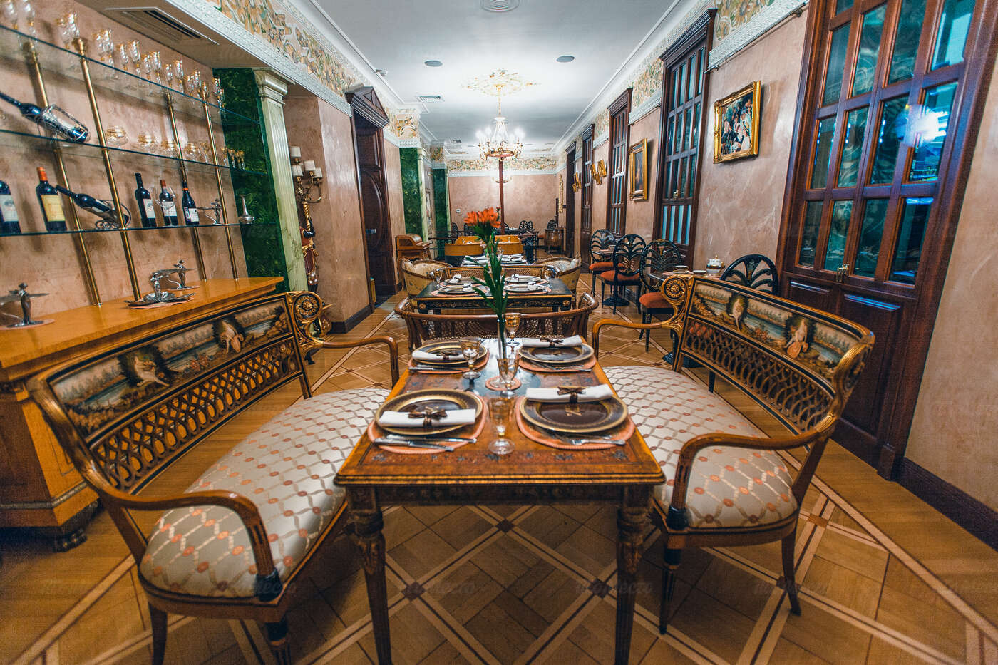 Ресторан Ресторан Купцов Елисеевых (бывш. Мезонин) на Невском проспекте