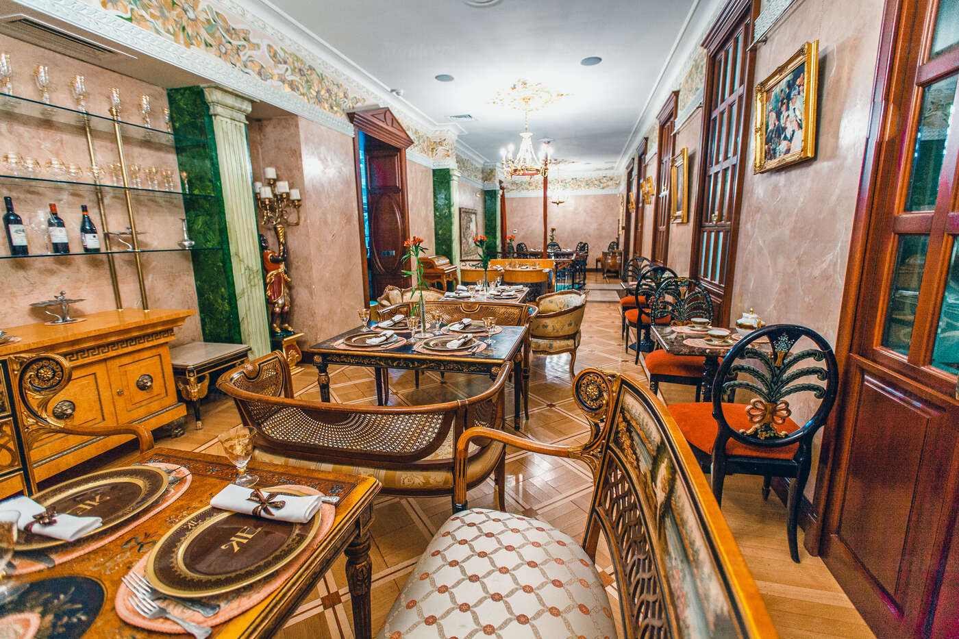 Ресторан Ресторан Купцов Елисеевых (бывш. Мезонин) на Невском проспекте