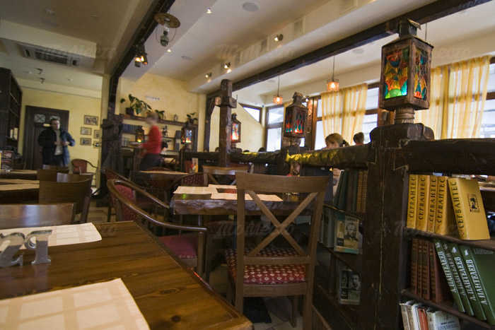 Кафе, ресторан Библиотека (Biblioteca) на Большой Покровской улице фото 6