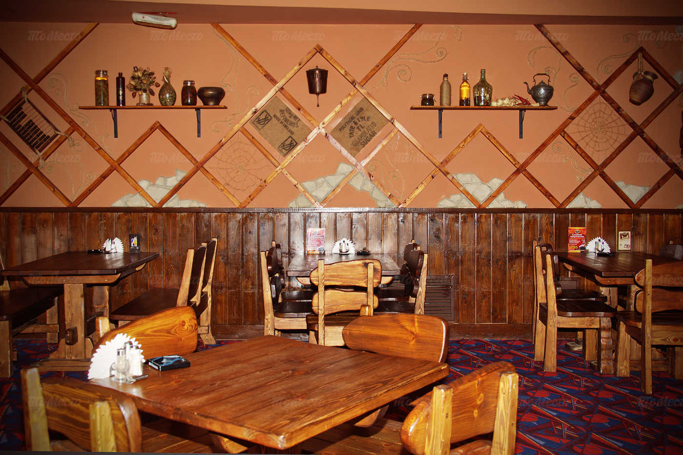 Банкетный зал пивного ресторана КабанчикЪ на улице Луначарского фото 8