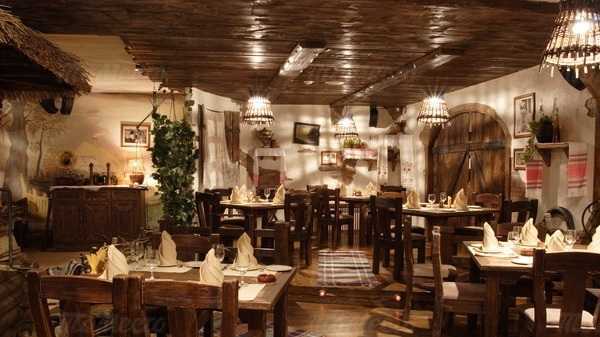 Банкетный зал ресторана Малиновка на улице Металлургов фото 1