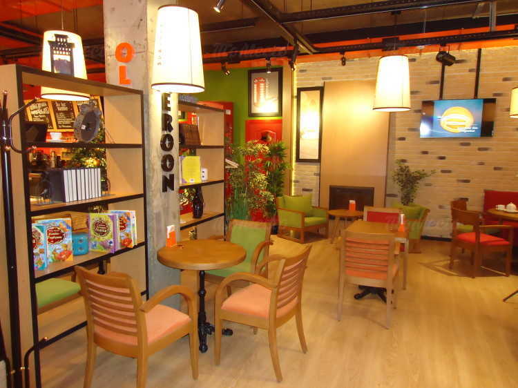 Банкетный зал кафе Mambocino (Мамбочино) в Чернышевскоге фото 3