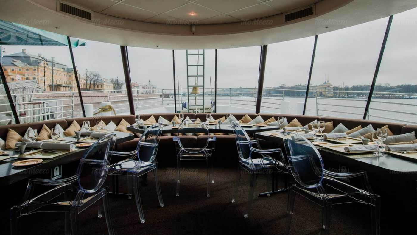 Ресторан River Lounge (Ривер Лаундж) на Университетской набережной