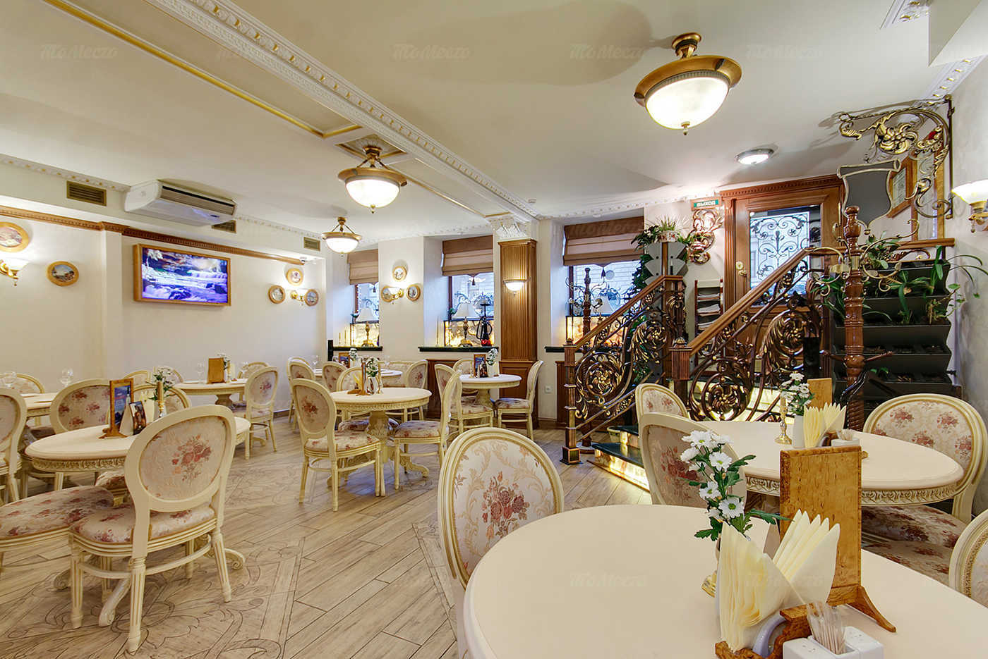 Кафе-ресторан Versailles