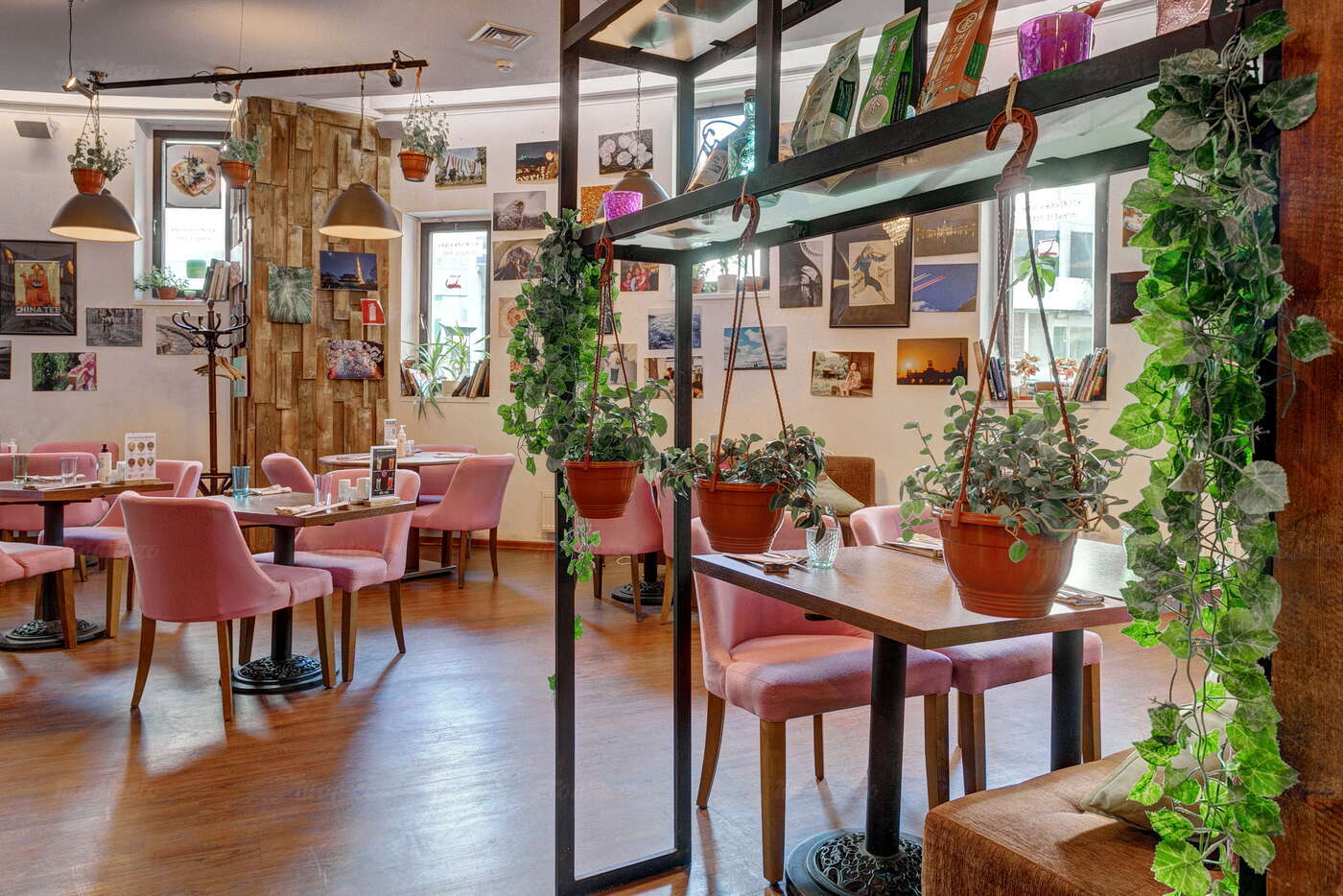 Ресторан Corner Cafe (Корнер кафе) на Композиторской улице фото 3
