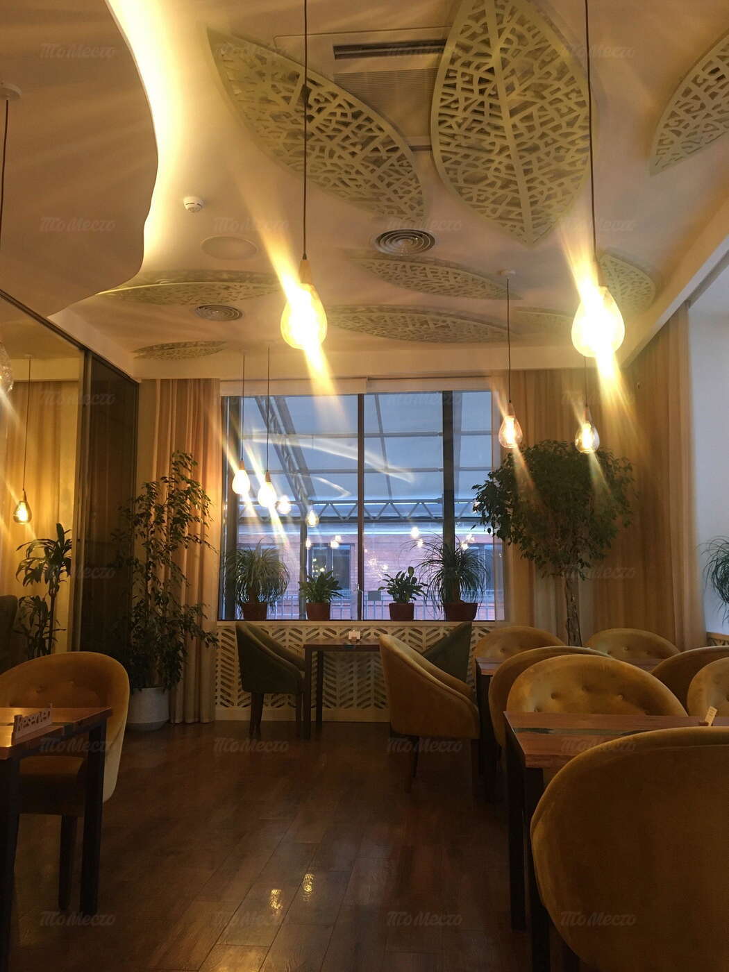 Банкетный зал ресторана Лето-кафе (Leto-cafe) на улице Ядринцевской фото 9