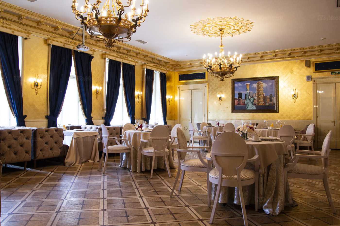 Ресторан Шато Винтаж (Chateau Vintage) на Невском проспекте