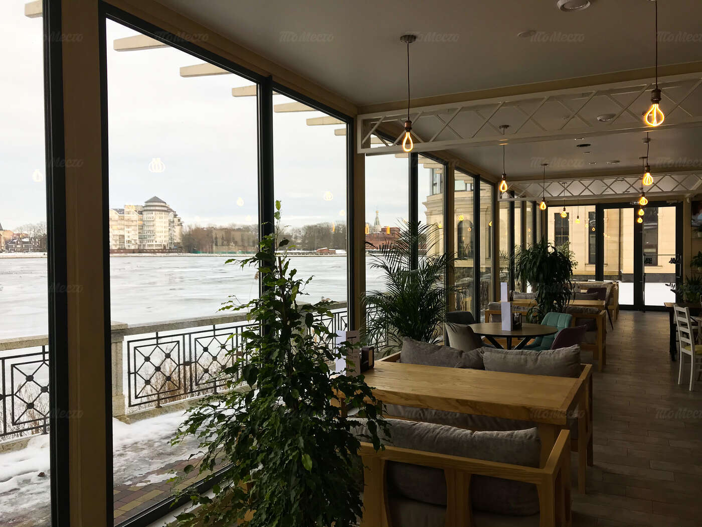 Банкетный зал кафе Июль на улице ​Черняховского фото 19